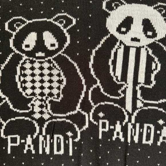 Fun Vintage 80s Pandi Panda sweater - Picture 8 of 9